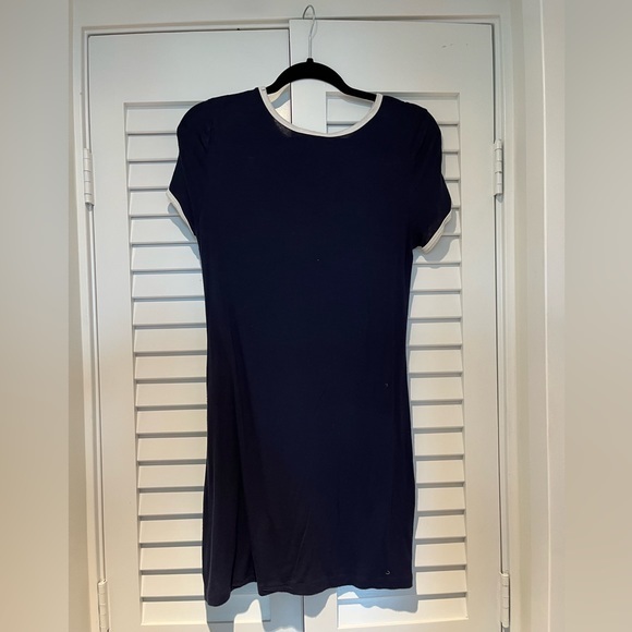 Navy Blue Short Sleeve‎ Dress - Picture 2 of 3